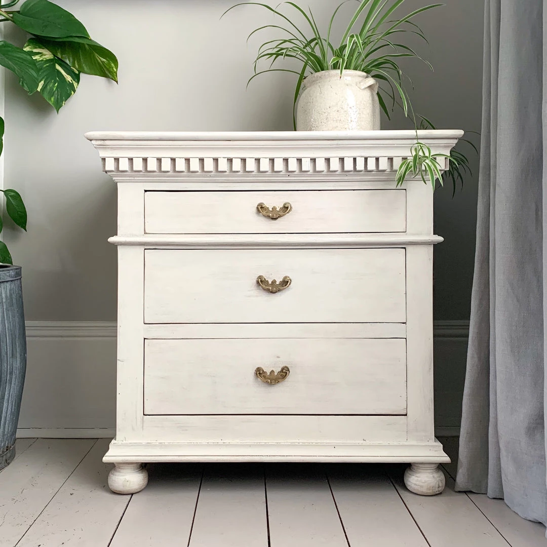 Kirei Home Carved Chest Of Drawers