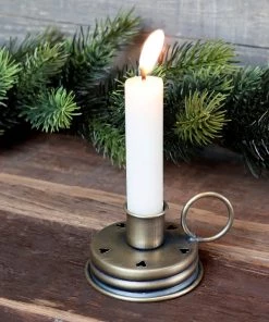 Chic Antique Antique Brass Heart Chamberstick