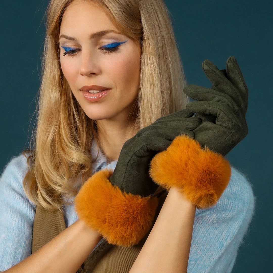 Powder Faux Fur Gloves In Olive
