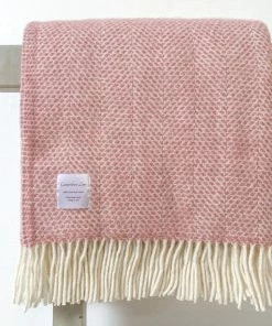 Camperdown Lane Pure Wool Throw In Dusky Pink Beehive Throws, Quilts & Blankets