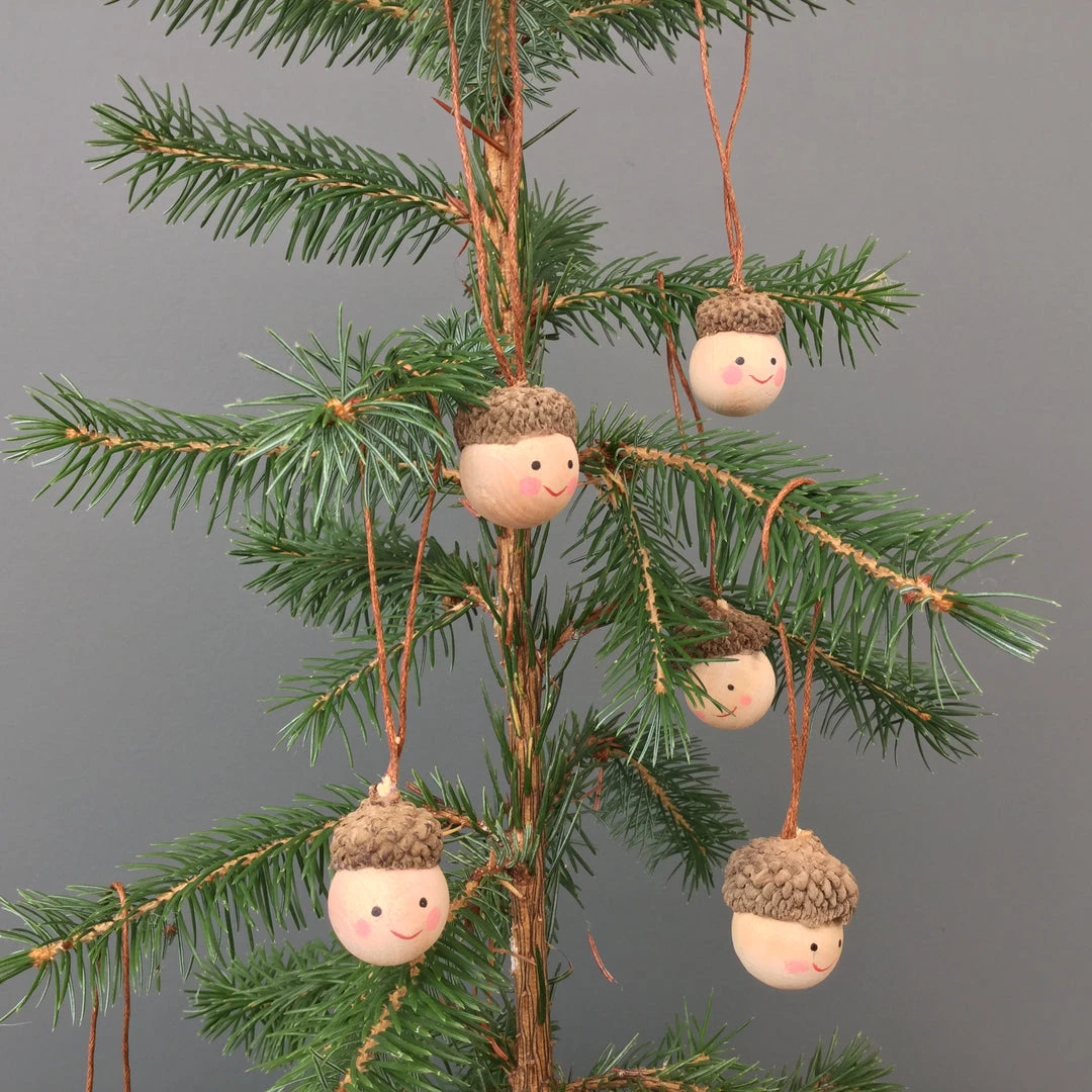 Heaven Sends 18 Wooden Acorn Head Tree Decorations CHRISTMAS