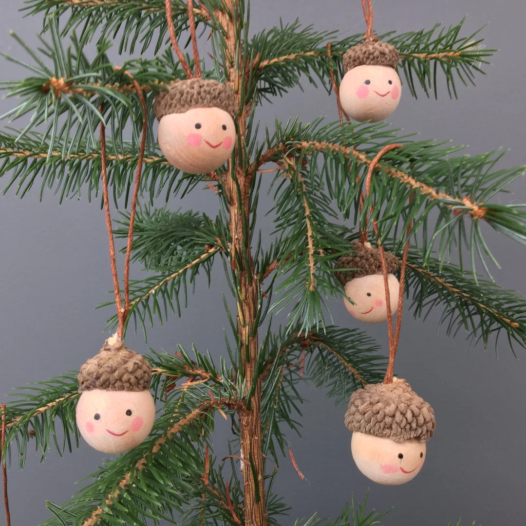 Heaven Sends 18 Wooden Acorn Head Tree Decorations CHRISTMAS