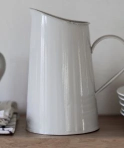 Garden Trading Classic Metal Jug