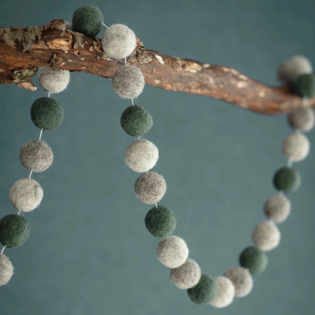 Garden Trading Felt Pompom Garland In Forest Green CHRISTMAS