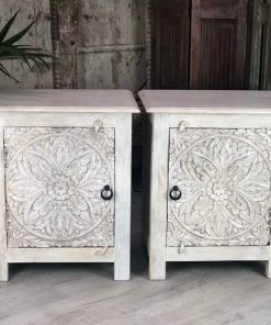 Kirei Home Carved Side Table