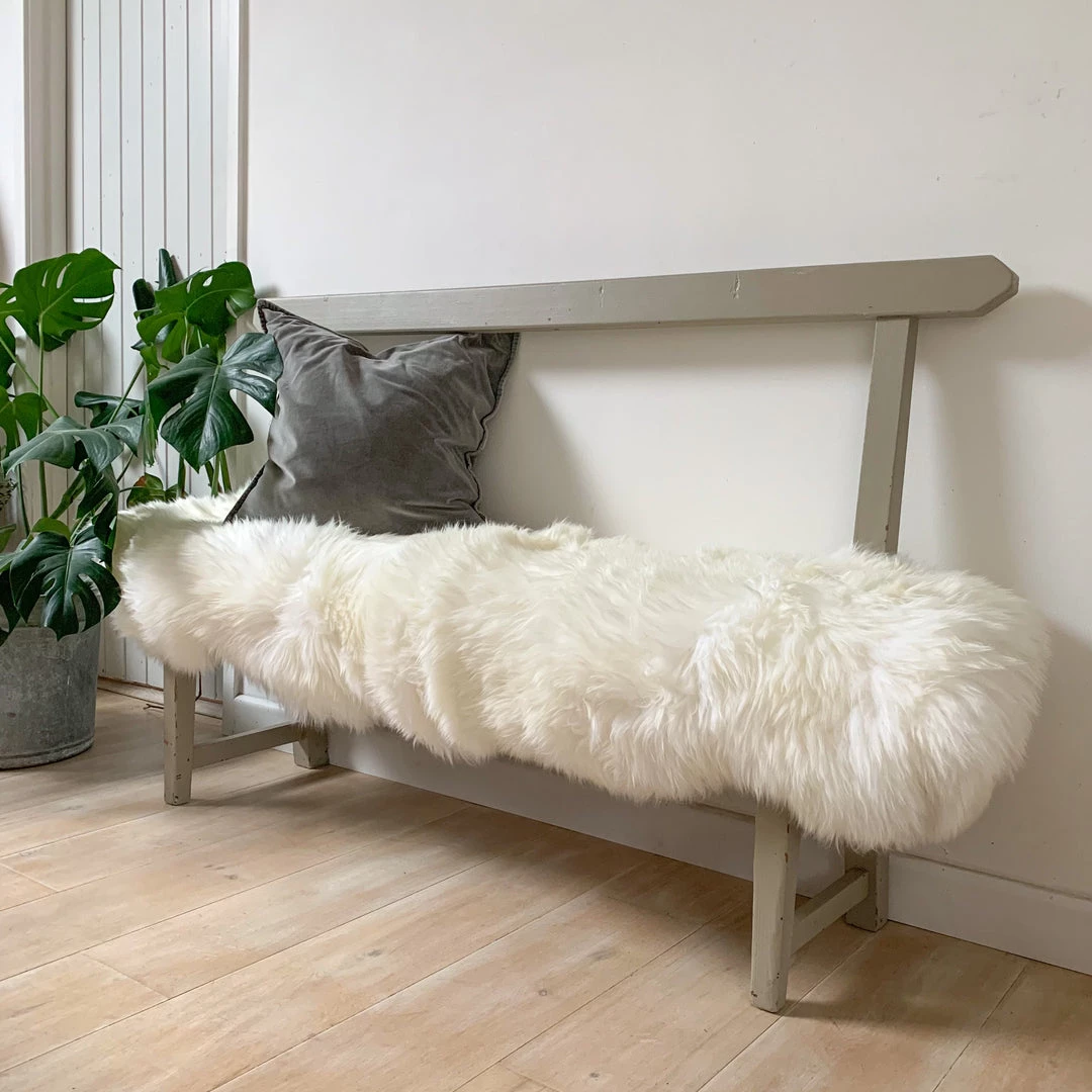 Camperdown Lane Midi Sheepie In Ivory Sheepies, Rugs & Mats